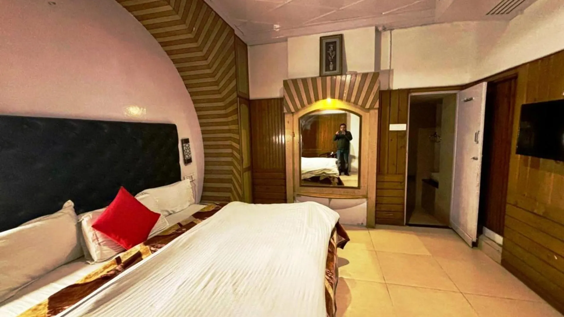 Hotel Ganga Near Mall Road Shimla